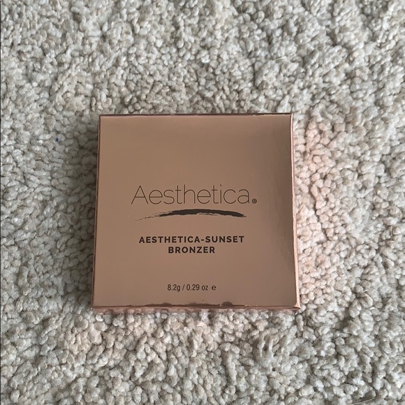Aesthetica Subset Bronzer - Picture 1 of 5